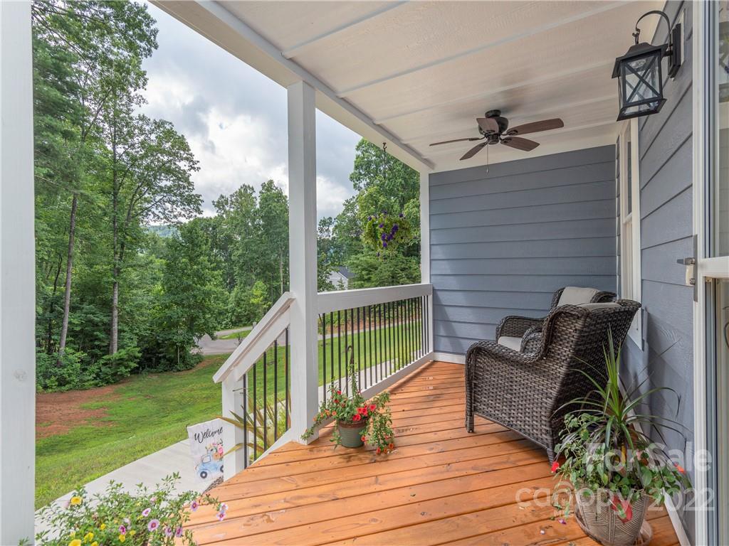 31 Oak Mountain Drive Leicester NC 28748