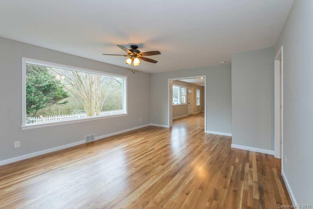 6 Pinecroft Place Asheville NC 28804