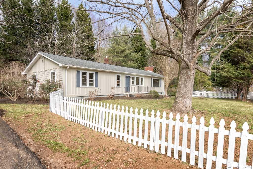 6 Pinecroft Place Asheville NC 28804
