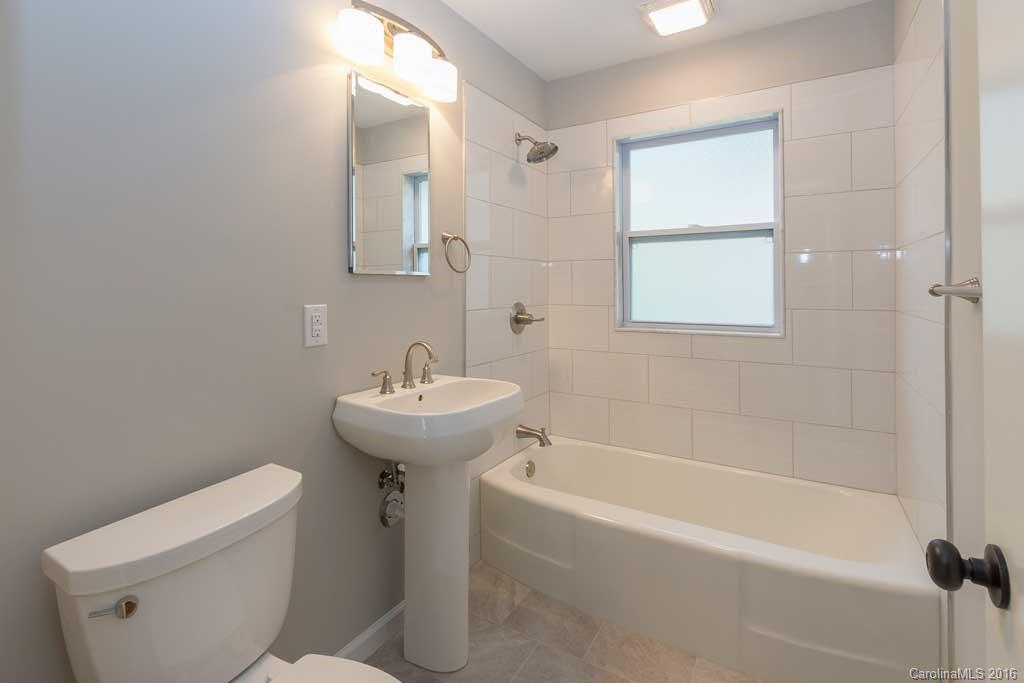 6 Pinecroft Place Asheville NC 28804