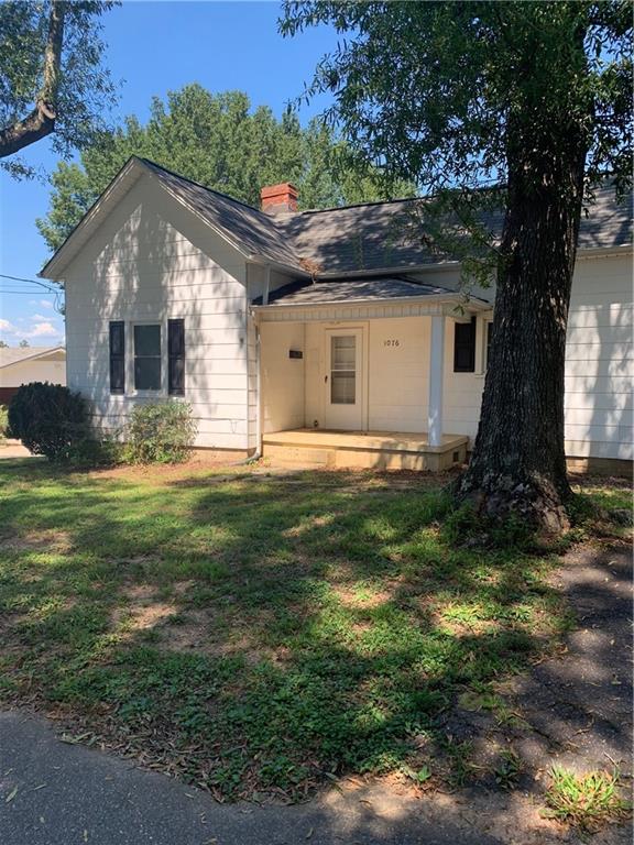 1076 6th Avenue Drive Nw Hickory NC 28601