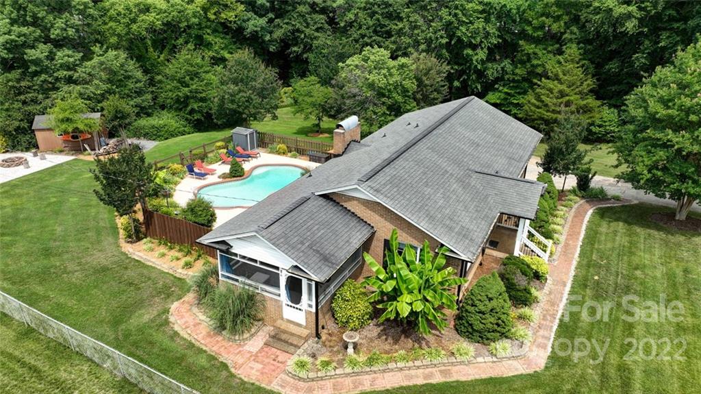 115 Carderock Court Charlotte NC 28214
