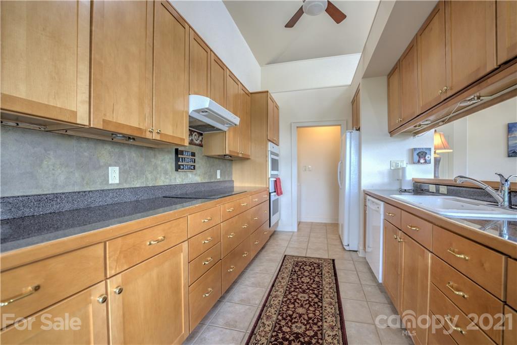 7 High Meadow Drive Weaverville NC 28787