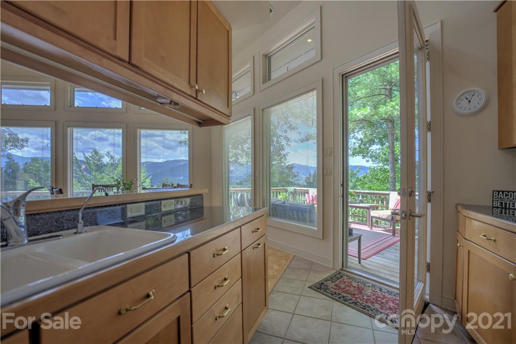 7 High Meadow Drive Weaverville NC 28787