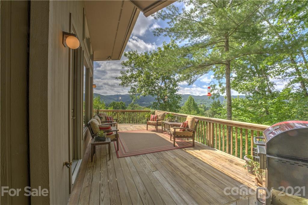 7 High Meadow Drive Weaverville NC 28787