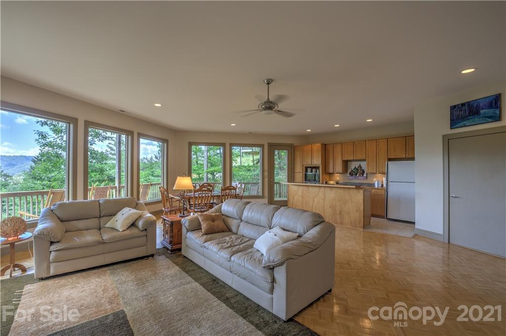 7 High Meadow Drive Weaverville NC 28787