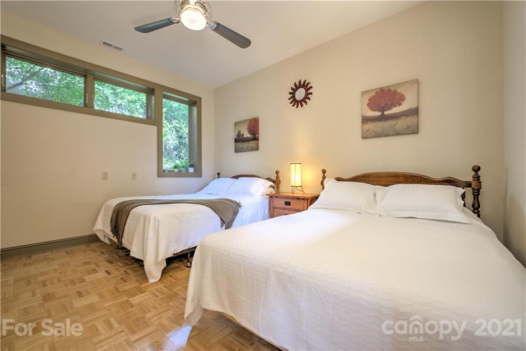 7 High Meadow Drive Weaverville NC 28787