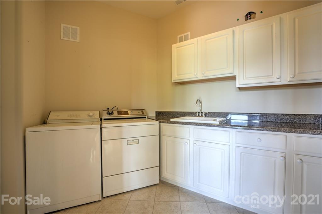 7 High Meadow Drive Weaverville NC 28787