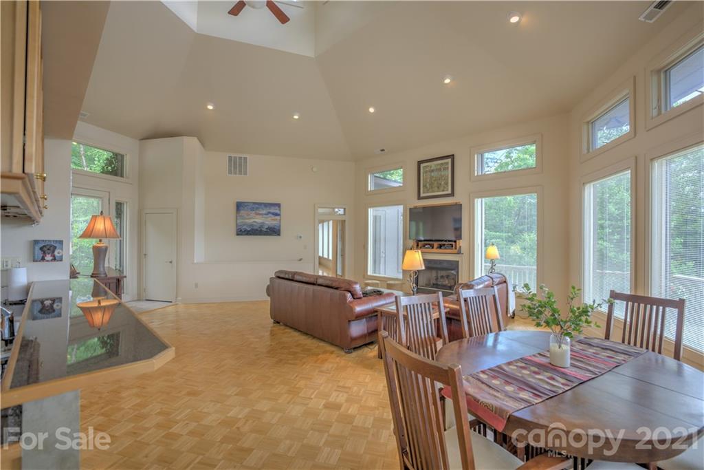 7 High Meadow Drive Weaverville NC 28787