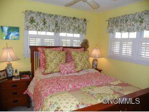 57 Church Street Weaverville NC 28787