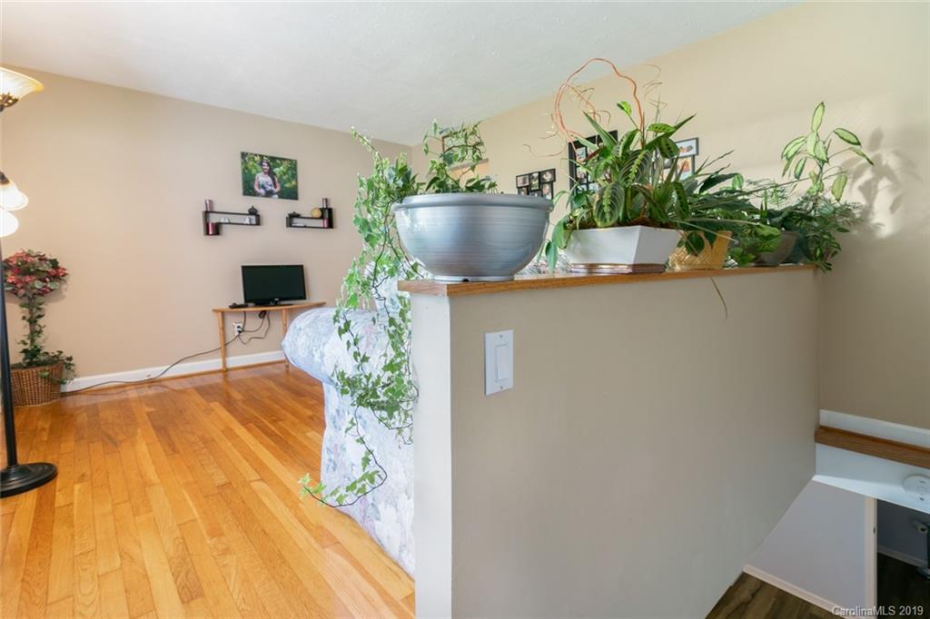 14 Robinwood Avenue Asheville NC 28806