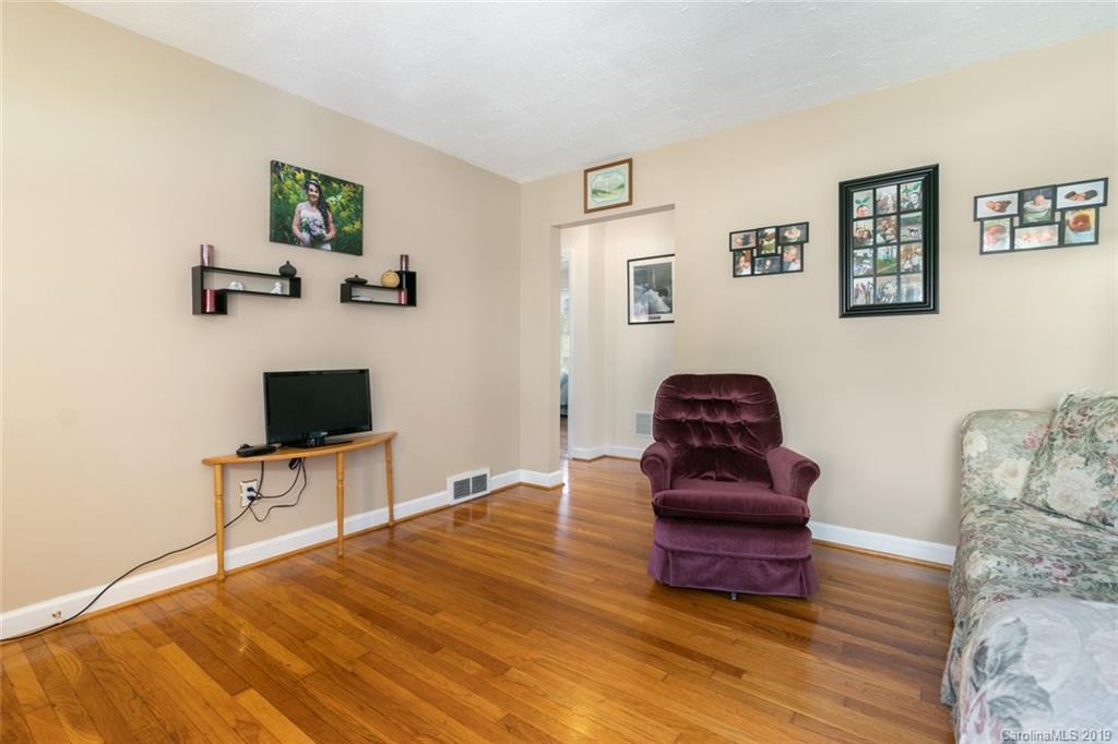 14 Robinwood Avenue Asheville NC 28806