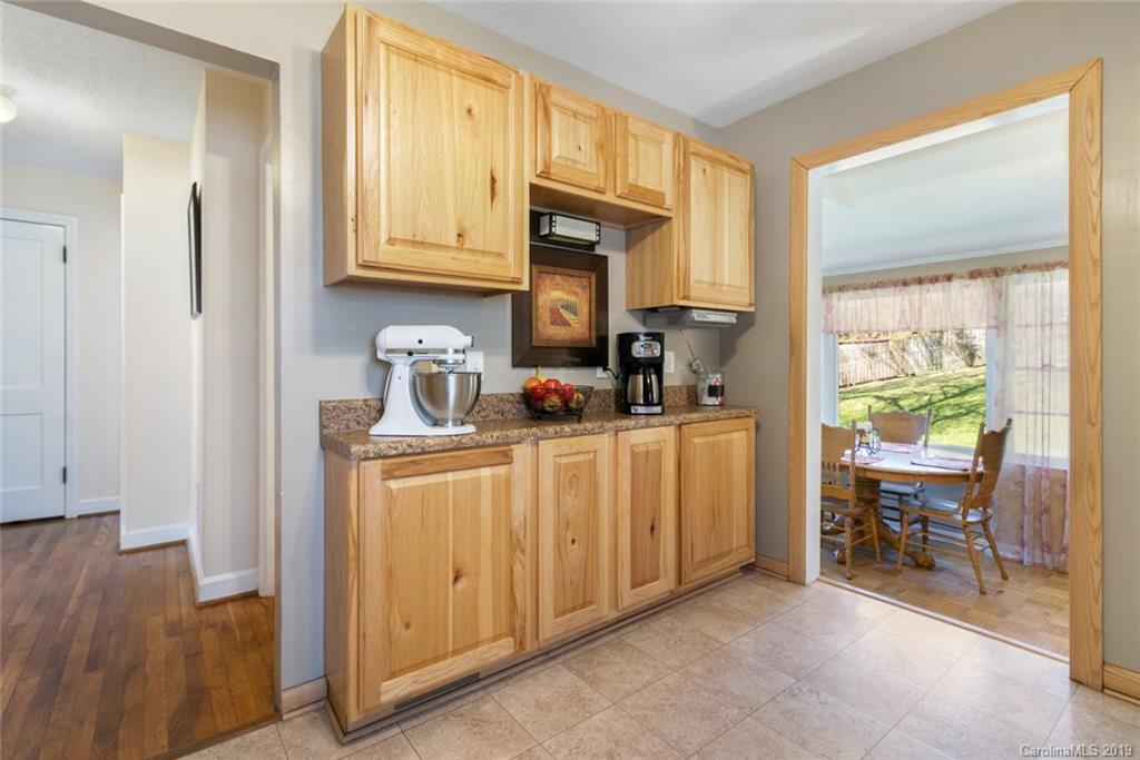 14 Robinwood Avenue Asheville NC 28806
