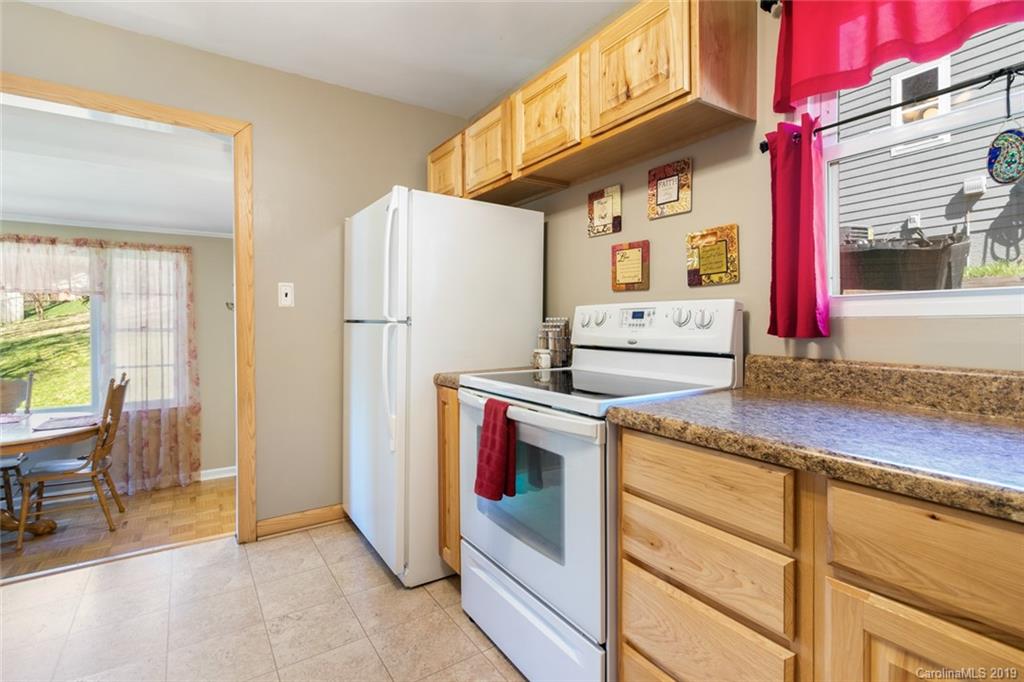 14 Robinwood Avenue Asheville NC 28806