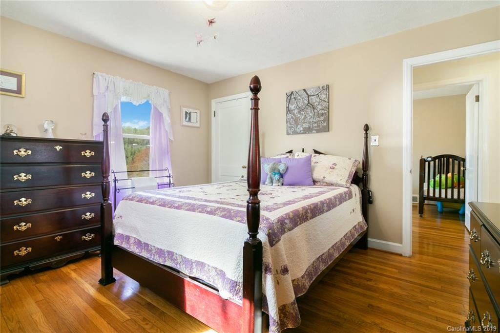 14 Robinwood Avenue Asheville NC 28806