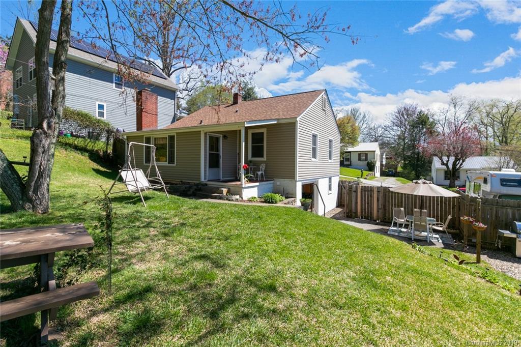 14 Robinwood Avenue Asheville NC 28806