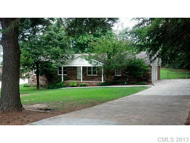 1995 Rock Springs Circle Denver NC 28037