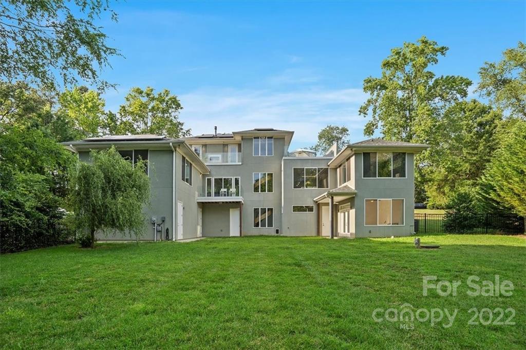 1064 Greylyn Drive Matthews NC 28104