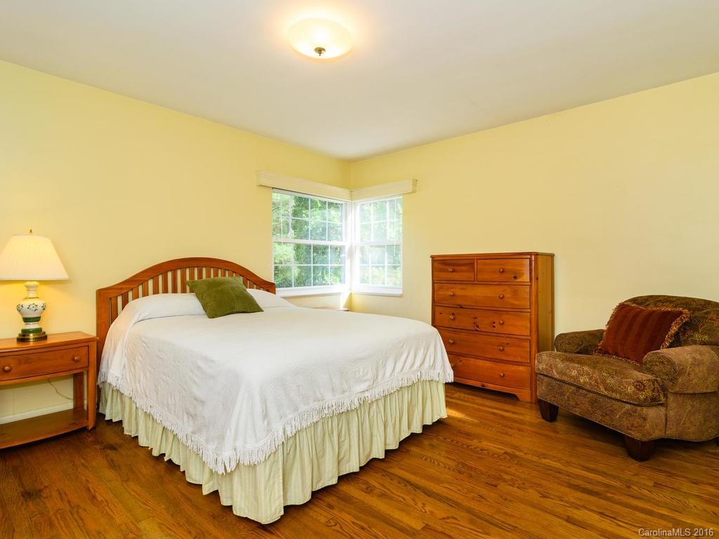 82 Midland Drive Asheville NC 28804