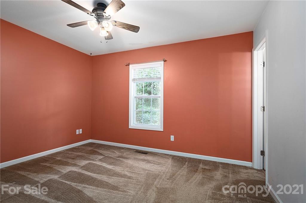 60 Huffman Road Asheville NC 28806