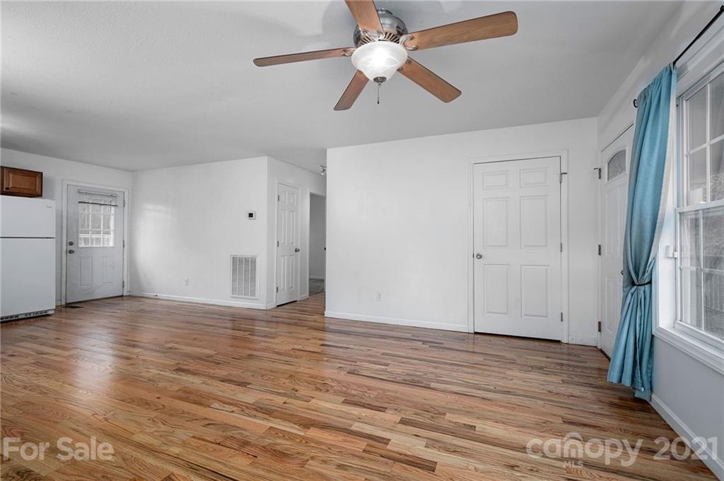 60 Huffman Road Asheville NC 28806