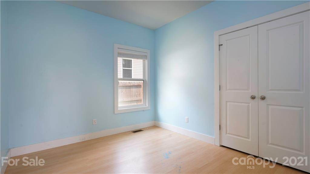 9 Harmony Lane Asheville NC 28803