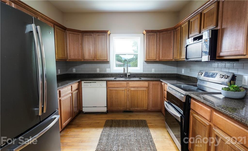 9 Harmony Lane Asheville NC 28803