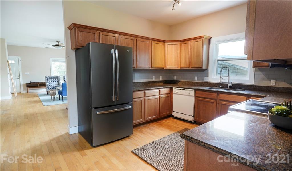 9 Harmony Lane Asheville NC 28803