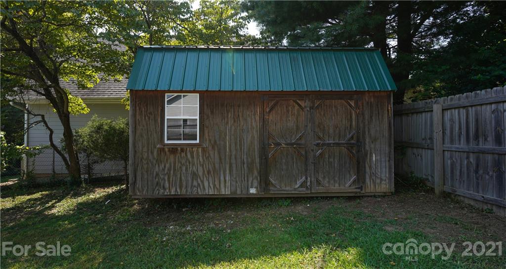 9 Harmony Lane Asheville NC 28803