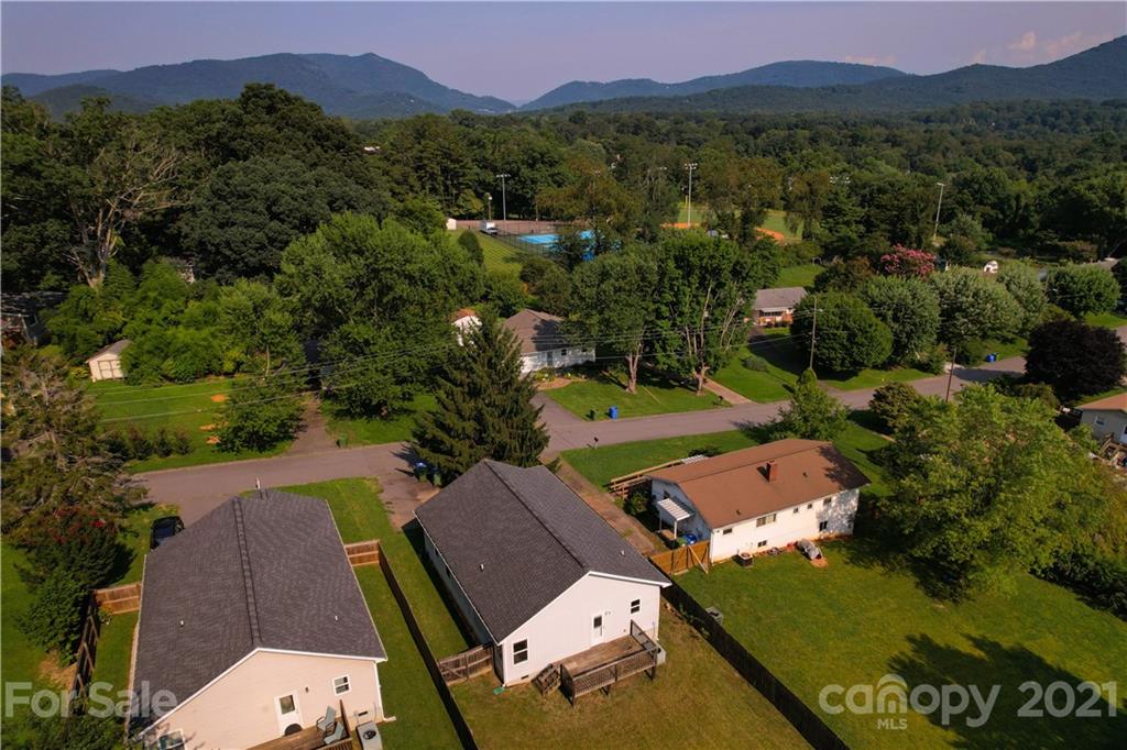 9 Harmony Lane Asheville NC 28803
