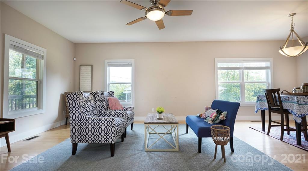 9 Harmony Lane Asheville NC 28803
