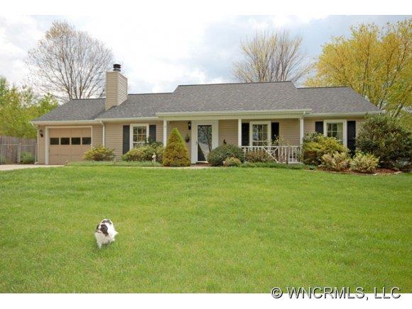 9 Aspen Court Asheville NC 28806