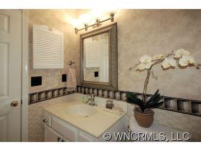 9 Aspen Court Asheville NC 28806