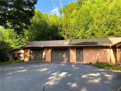 566 Hardscrabble Road Burnsville NC 28714