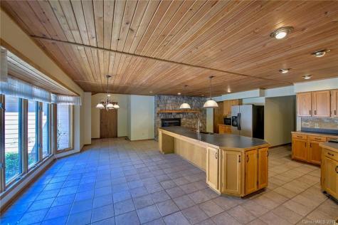 566 Hardscrabble Road Burnsville NC 28714