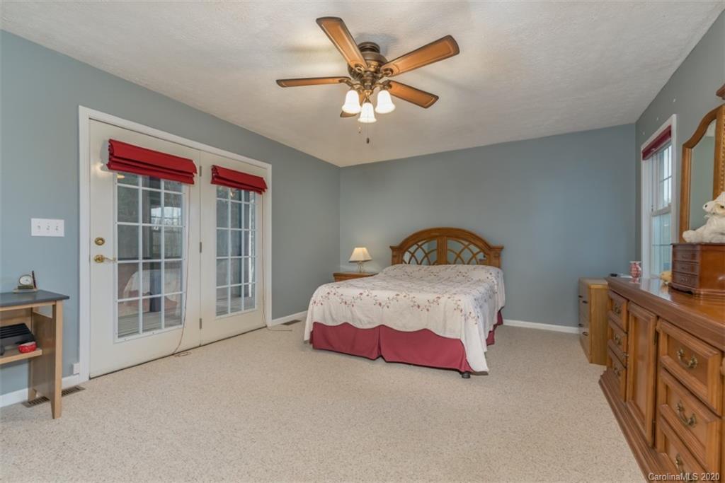 240 Cabin Lake Drive Bostic NC 28018
