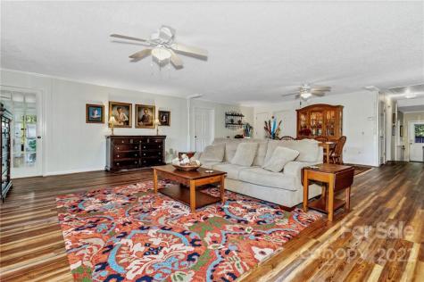 32 Tucker Road Black Mountain NC 28711