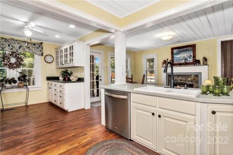 32 Tucker Road Black Mountain NC 28711