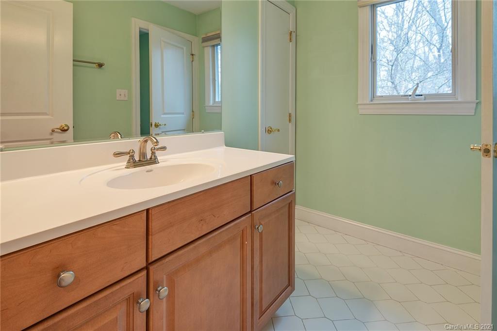 121 Jasper Lane Weaverville NC 28787