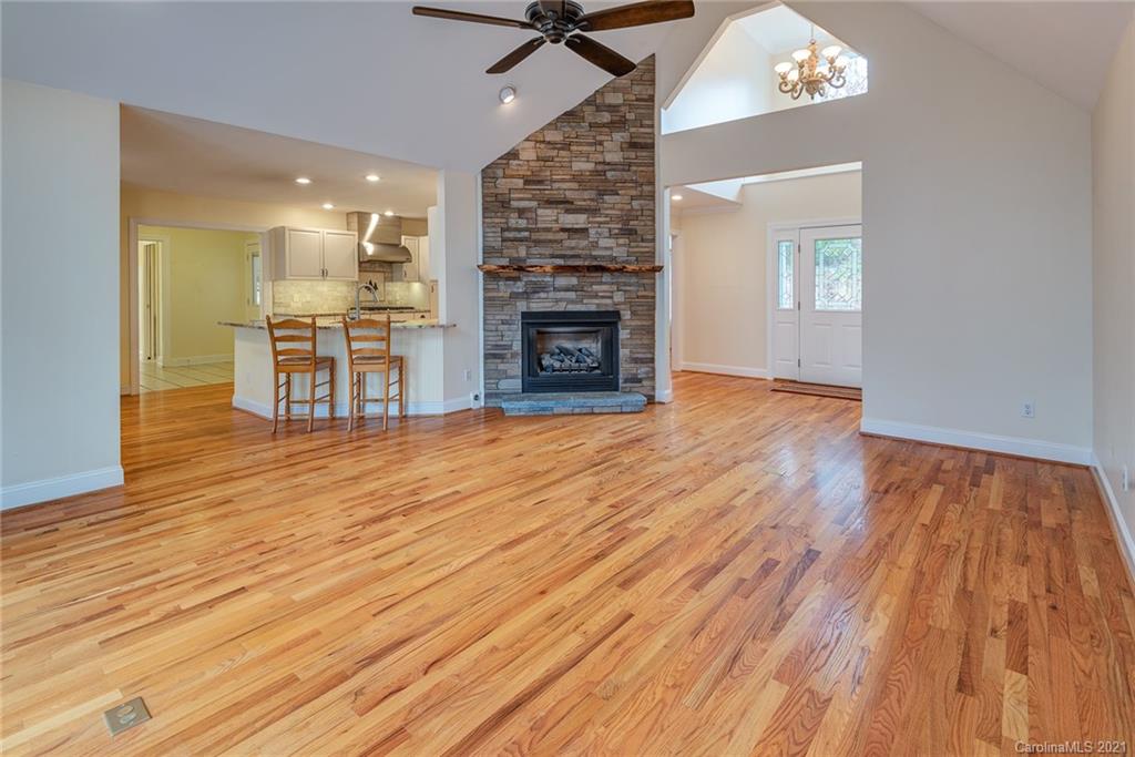 121 Jasper Lane Weaverville NC 28787