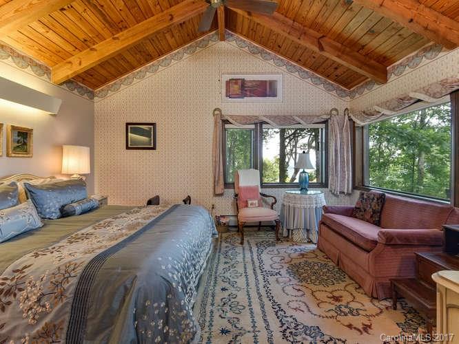 135 Kalmia Drive Asheville NC 28804