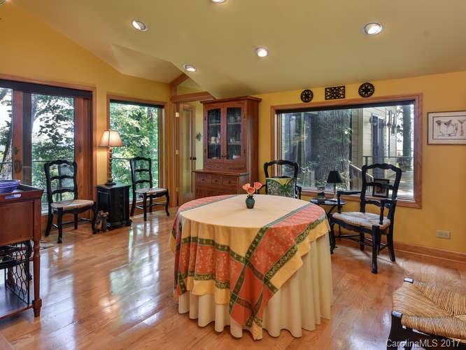135 Kalmia Drive Asheville NC 28804