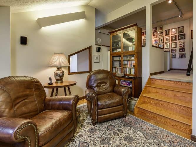135 Kalmia Drive Asheville NC 28804