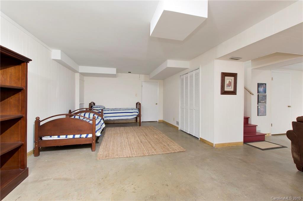 96 Alpine Way Asheville NC 28805