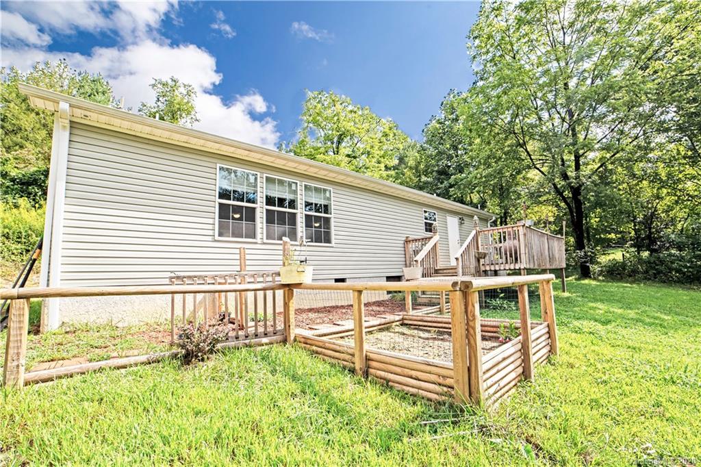 5 Julian Way Hendersonville NC 28739