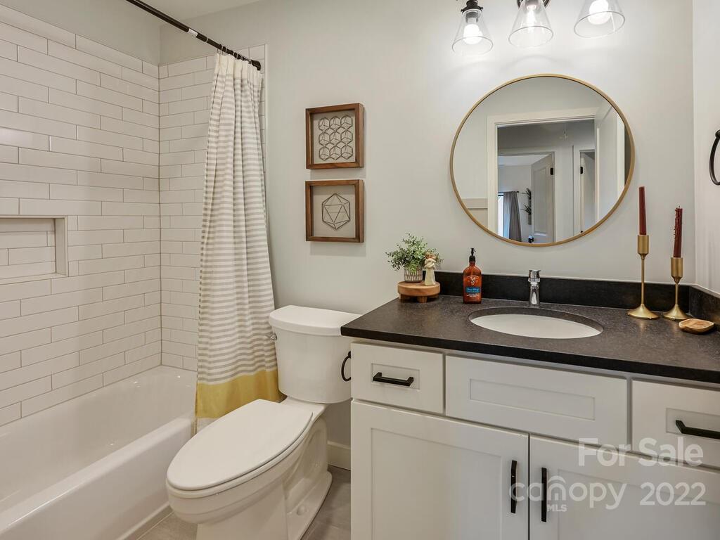 52 Busbee View Road Asheville NC 28803