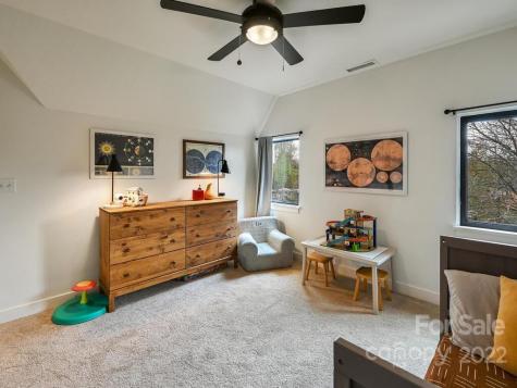 52 Busbee View Road Asheville NC 28803