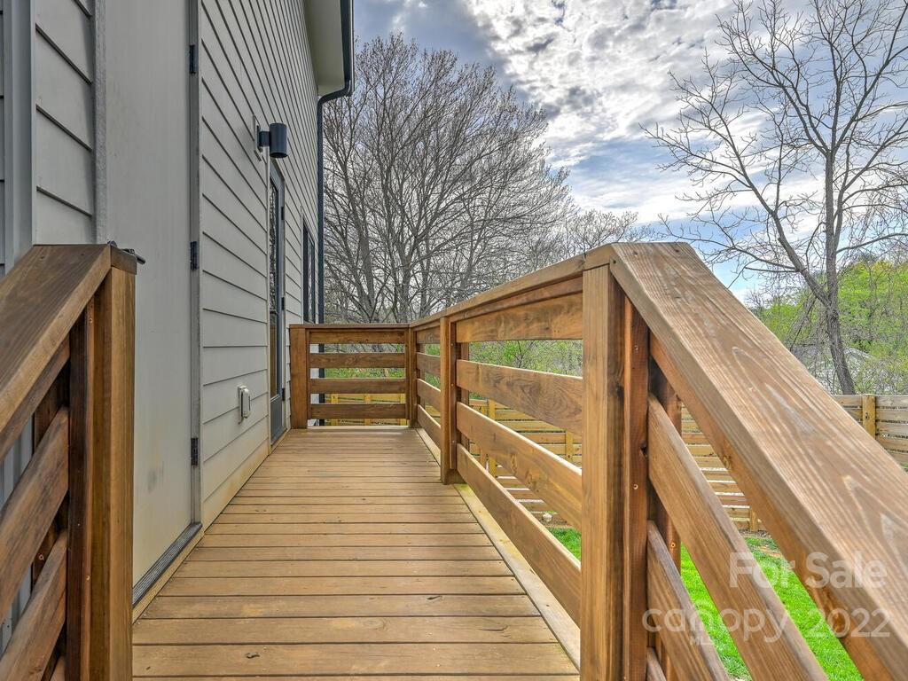 52 Busbee View Road Asheville NC 28803