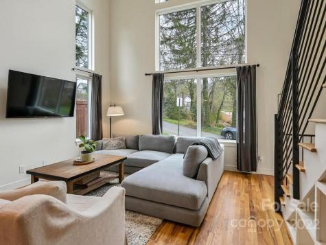 52 Busbee View Road Asheville NC 28803
