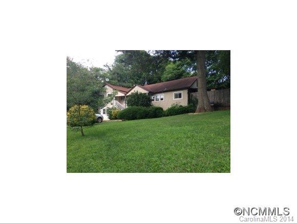 25 Oak Hill Circle Asheville NC 28806